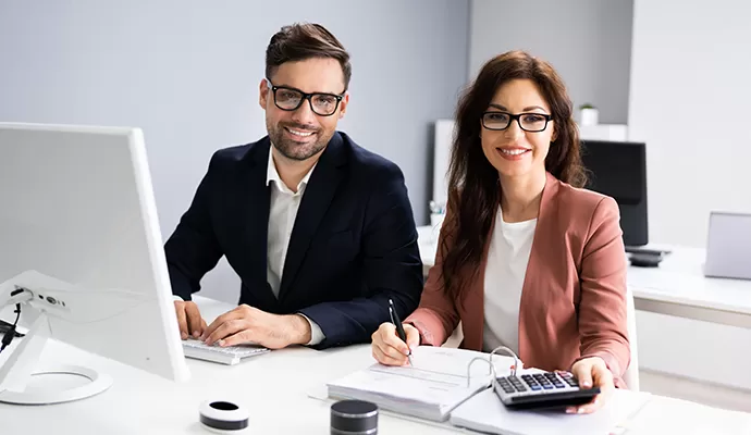 SMSF trustees meeting with an accountant